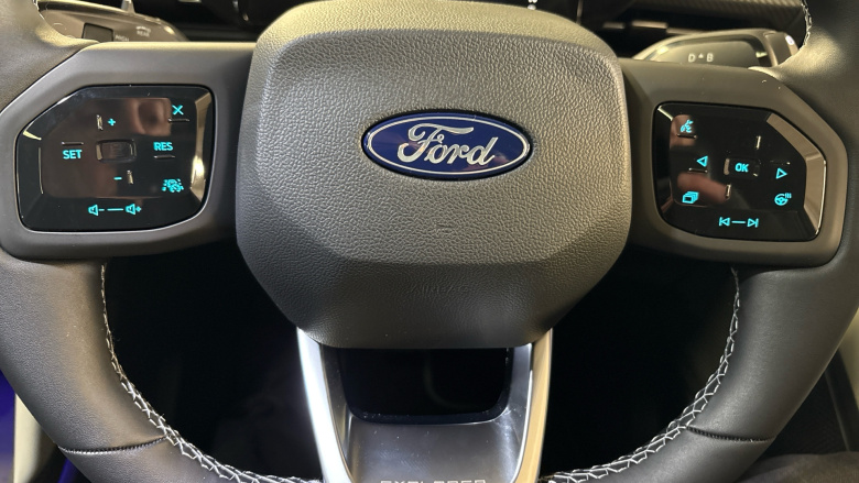 Ford Explorer 210kW Premium 77kWh 5dr Auto Electric Estate